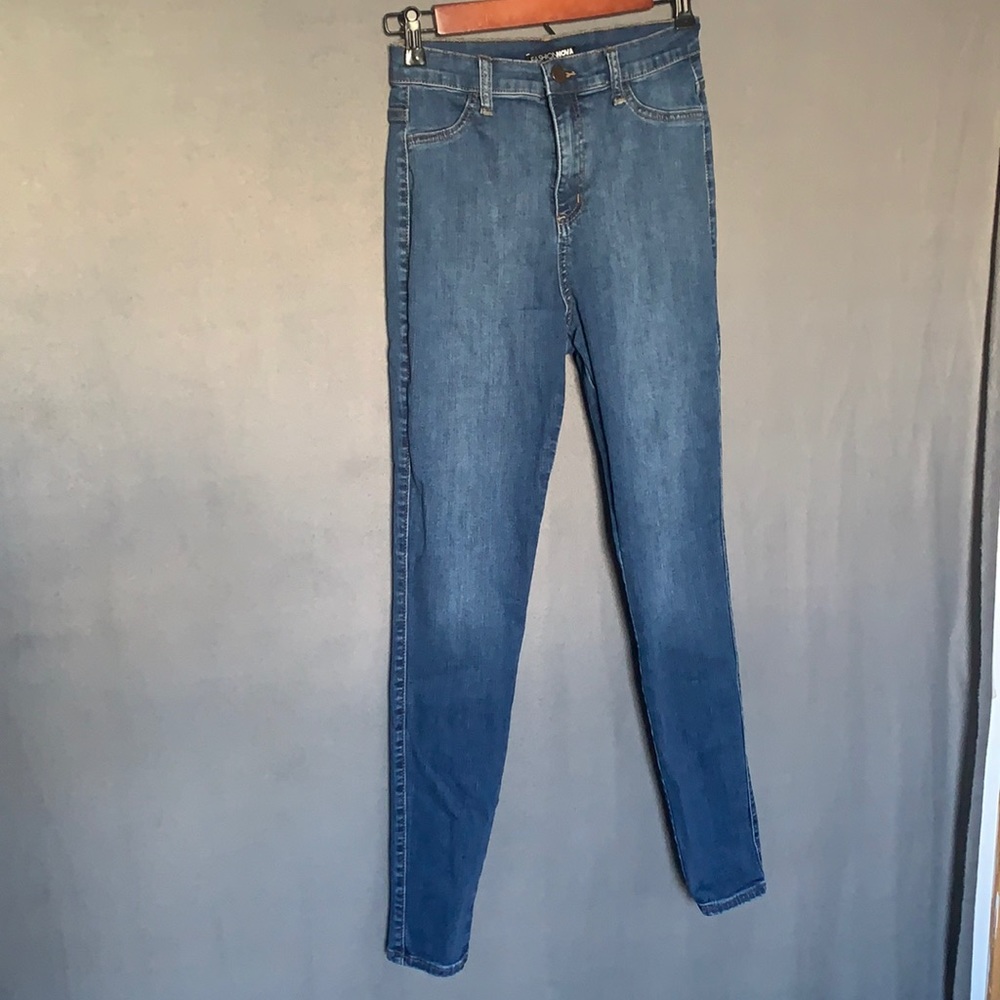 Fashion nova jeans